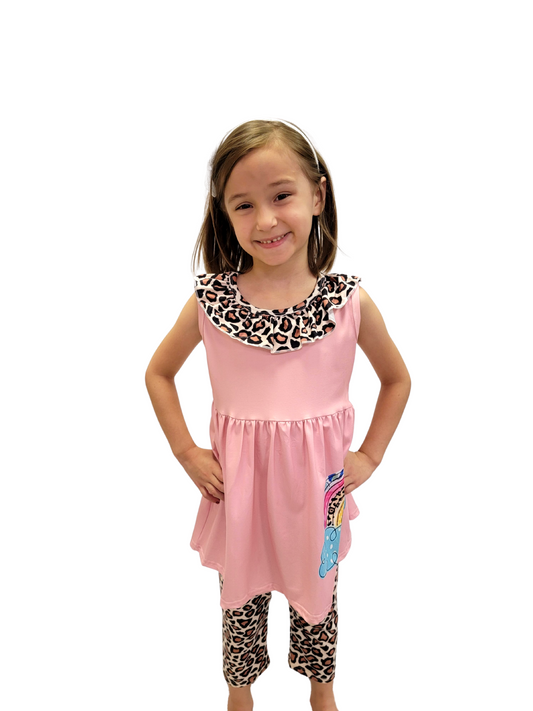 Cheetah Over the Rainbow